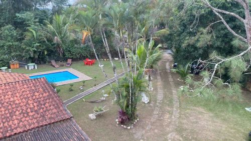 Vendo Sítio com piscina, duas casas , área gourmet e área verde