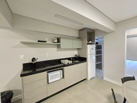 Anual - Apartamento 1 Suite + 1 quarto + 1 Banheiro - Novo - Praia Brava