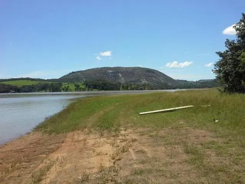 Terreno (Em condomínio) à Venda, 1000m² - Bairro Balneário Quintas do Lago em Cláudio