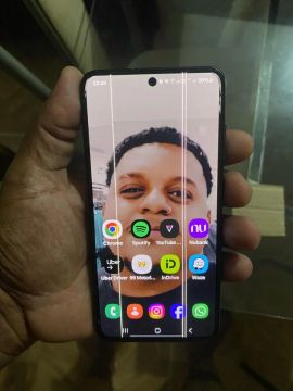 Smartphone Samsung Galaxy S20 FE 5G - 128GB - Preto