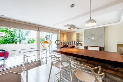 Imobiliária Orientta Aluga Cobertura Duplex SEMI-MOBILIADA no bairro Auxiliadora com 162 m