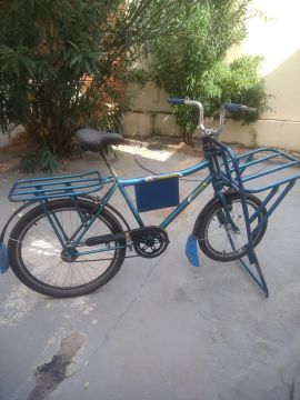 Bicicleta Monark cargueira ano 2005