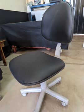 Cadeira de Escritório Giratória Preta