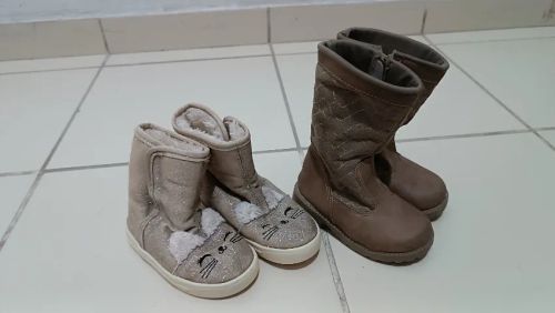 Botas ( duas unidades) 