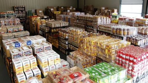 Distribuidora de Alimentos à Venda no Bairro Pinheirinho Cod PT1202/E