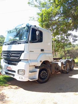 Conjunto-Caminhão Mercedes-Benz 2544 - Ano 2008