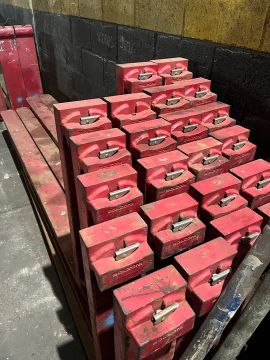 Garfo para Empilhadeira 2,44m 7t 