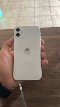 IPHINE 11         128GB