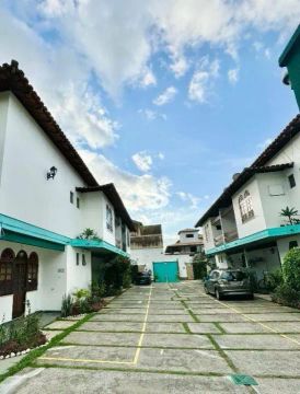 Casa com 2 dormitórios para alugar por R$ 3.010,00/mês - Itaipu - Niterói/RJ