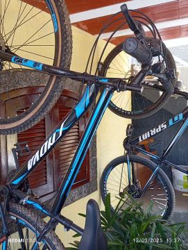  Duas bicicleta aro 29 semi nova.