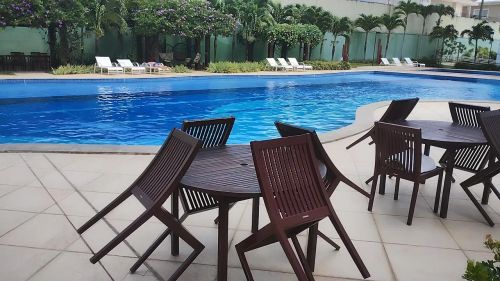 Condomínio fechado com a infraestrutura de um resort a poucos minutos da beira mar