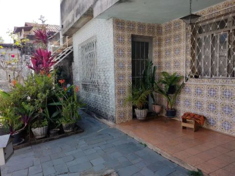 CASA 3 QUARTOS A VENDA NO CAIÇARA