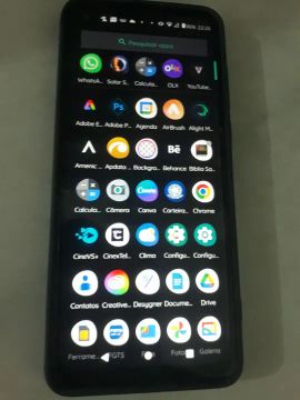 Moto one vision top