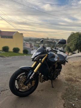Honda Hornet 2013 muito linda 