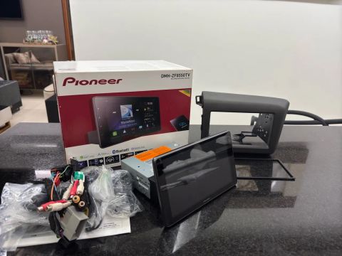 Multimídia Pioneer DMH-ZF8550TV