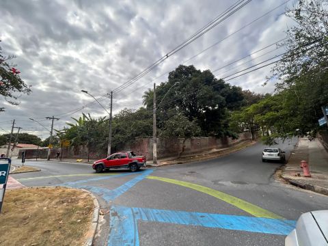 Venda direta +- 3.900m2 ,  Murada  - Frente pra lagoa da Pampulha
