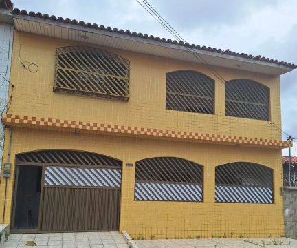 Vende linda casa COHAB 3