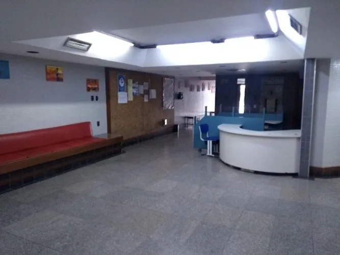 A.Moura Gestor Imobiliário-Vendemos um prédio comercial na Rua Gama Abreu