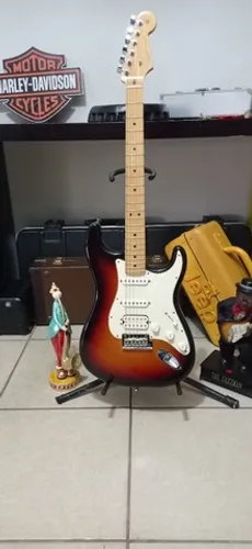 Oportunidade Guitarra fender stratocaster American standard nova , standard ano 2011