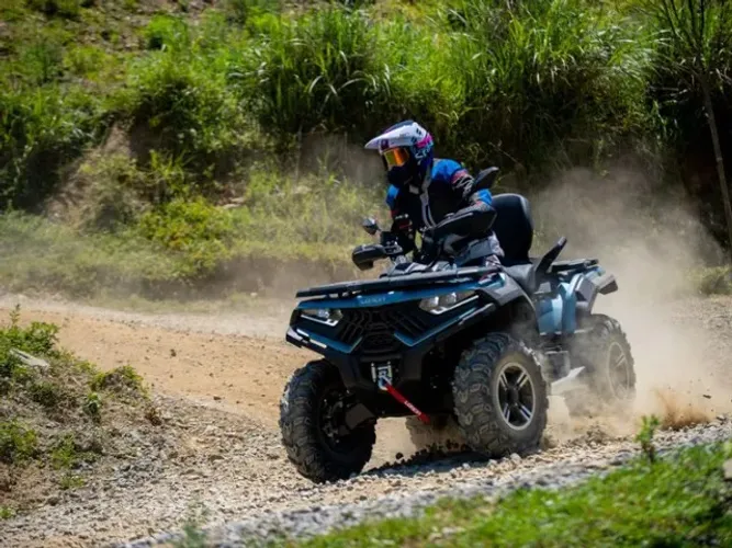 Quadriciclo MXF 4x4 Wolf 700 - 0km