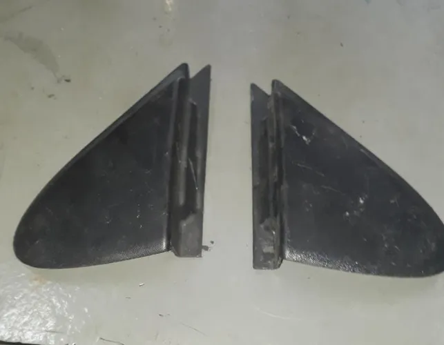 Renault Fluence acabamento retrovisor paralama. Todos os anos