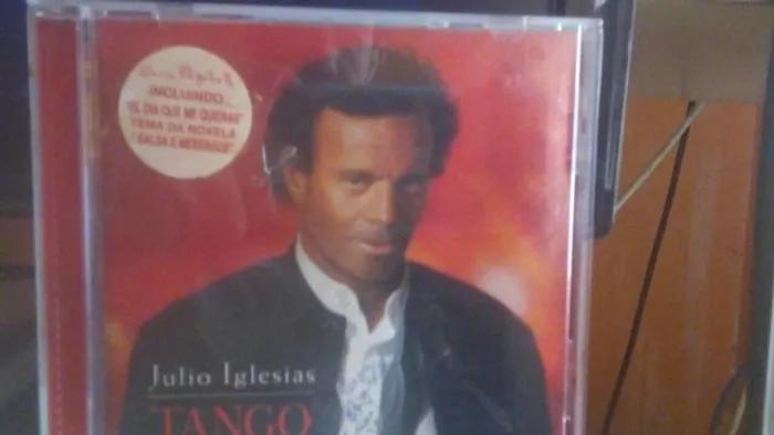 Cd Julio iglesias tango 