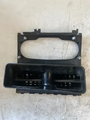 Difusor Central Com a Moldura Fiat Strada 2015