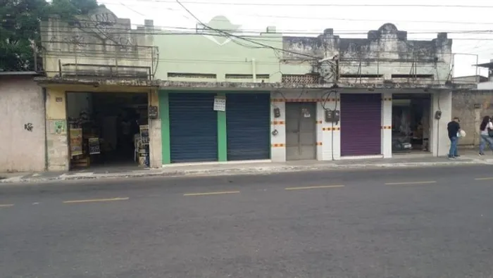 Loja comercial no Porto da Pedra - São Gonçalo.