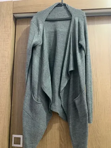 Cardigan kimono cinza