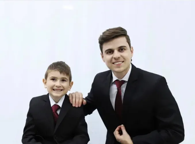 Aluguel de ternos infantil e adulto 