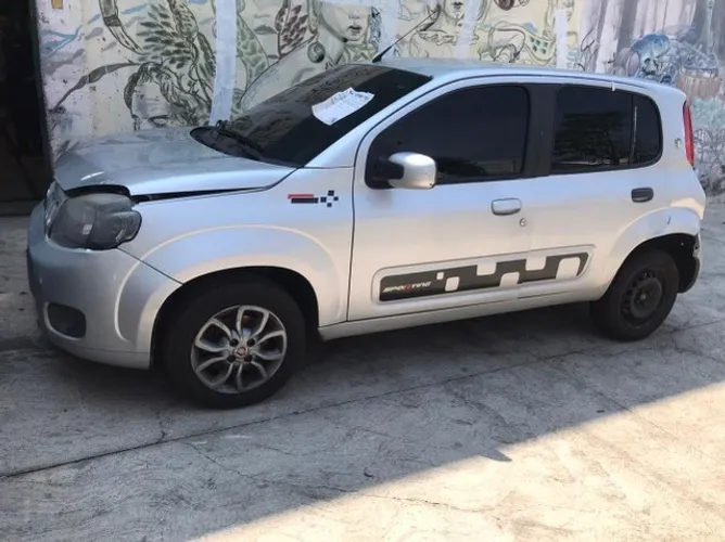 Sucata para venda de peças Fiat/Uno Vivace 1.0 2012/2013 