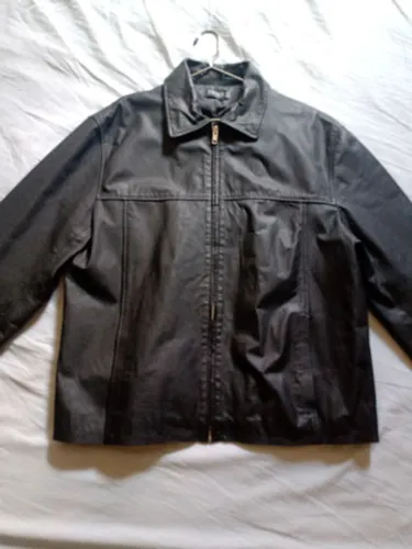 Jaqueta preta masculina
