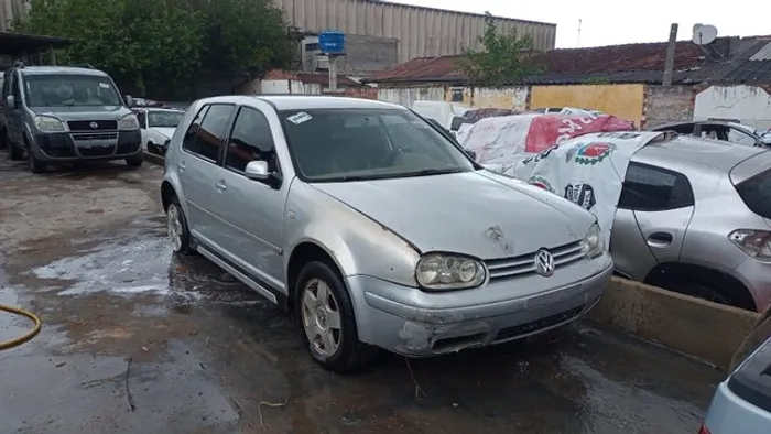 Golf Generation 2002 / 2003 Prata Sucata Para Retirada de Peças