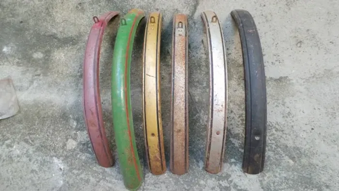 paralamas antigo de bicicletas antigas caloi e monark lote com 6 peças