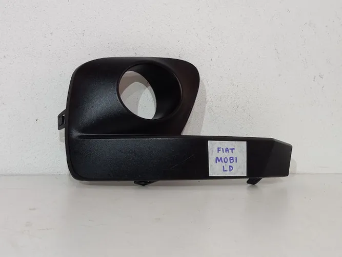 Moldura Farol Milha Fiat Mobi dir/ esq (CADA)