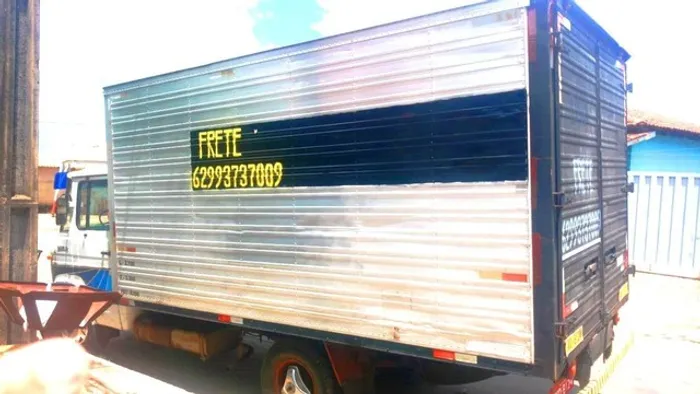 Transporte de cargas e mudanças