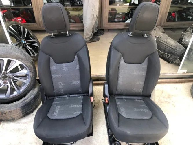 Bancos Jeep Renegade completo,tecido sem detalhe