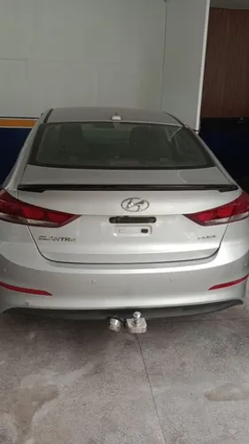 Lanterna Elantra 2018