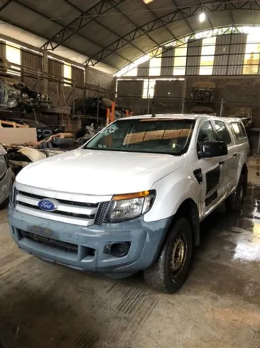 Cabine de Ford ranger 2013 4 portas 