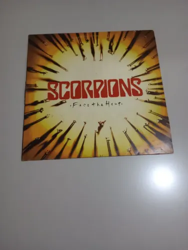 LP Scorpions - Face The Heat 