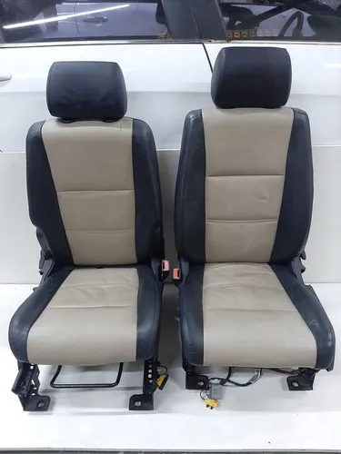 Jogo de banco dodge Journey 2010 7 lugares com DVD nas cabeceira 