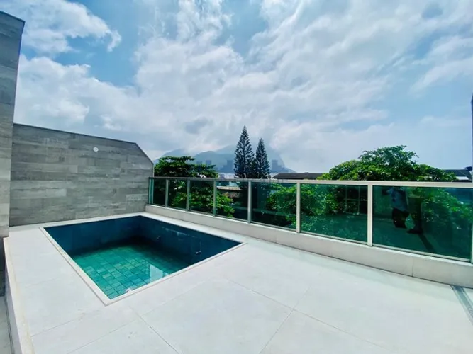 Jardim Oceânico | Cobertura 4 quartos, sendo 4 suites