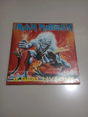 LP Iron Maiden - A real Live One anos 90