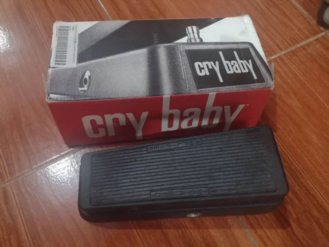 Wah wah - Cry baby Gcb 95