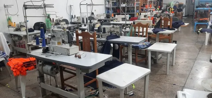 VENDO CONFECÇÃO COMPLETA , BOMBANDO CARTEIRA DE CLIENTES TOP