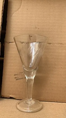 48 taças cristal bisotado Henring