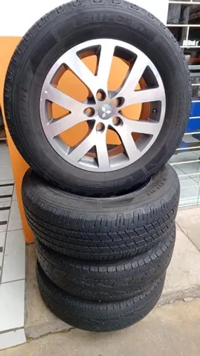 Jogo De Rodas Com Pneu Pajero Tr4