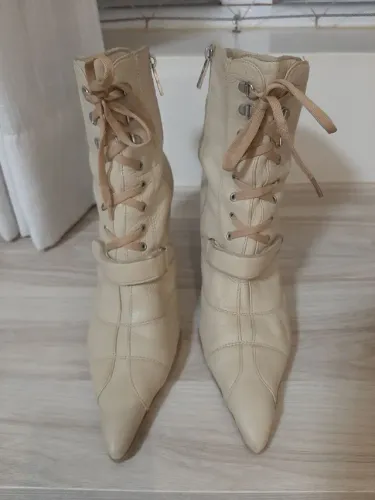 Bota Carmen Steffens Tam 39 Couro