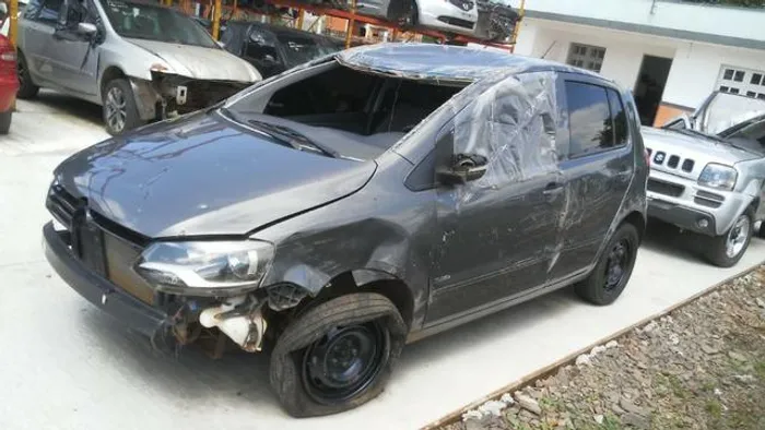 Sucata VW Fox 1.0 Flex 2011/2012 vendido somente em peças