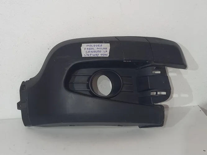 Moldura Farol Milha Sandero Stapwey 11/14 dir/esq ( CADA )